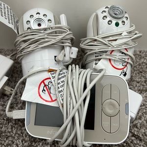 Infant Optic baby monitor with two cameras